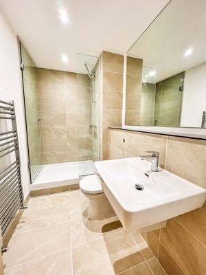 En suite- click for photo gallery